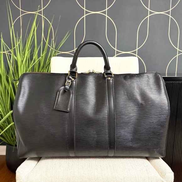 Authentic Louis Vuitton Keepall 50 bag in black Epi leather - Picture 1 of 16